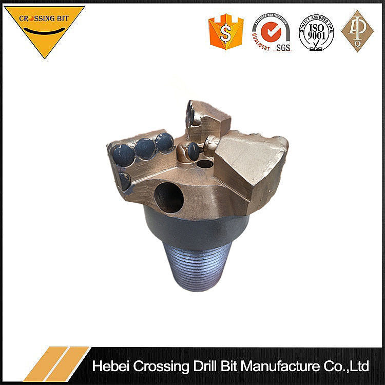 56 mm type d'étape PDC Concave Bit pour le forage de formations douces à moyennes
